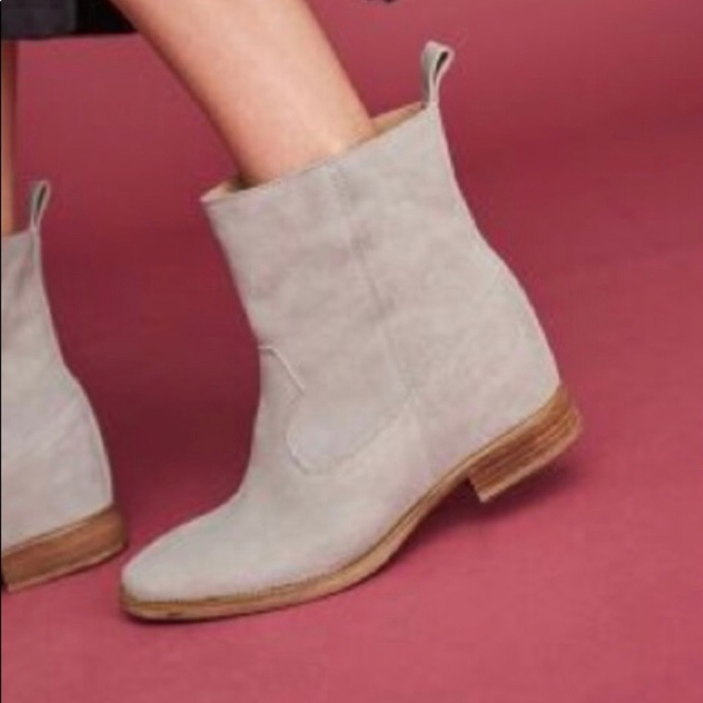 Anthropologie hidden wedge bootie SZ 38